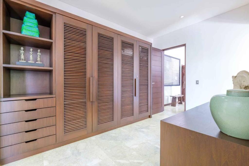 Kejora Beachfront Estate Sanur -Stunning Villa Eleven Exterior foto